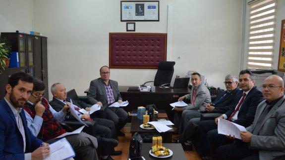 Meslek lisesi müdürleri ile Gülizar Eren MTAL´ de performans değerlendirme toplantısı yapıldı.