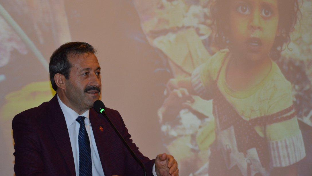 İlçe Milli Eğitim Müdürümüz Mehmet ŞİRİKÇİ Eğitimde 2023 Vizyonuyla ilgili hizmetlilerle toplantı yaptı.