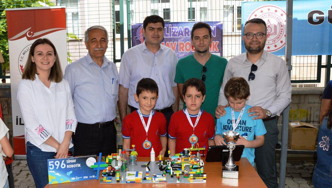 Gülizar Eren İlkokulu ve Osmanbey Ortaokulu'nda Robotik Kodlama yıl sonu şenliği gercekleşti