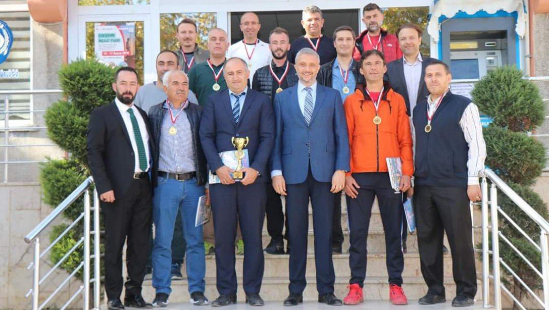 Simav Belediye Başkanı Av. Adil BİÇER Şampiyonları Ağırladı.