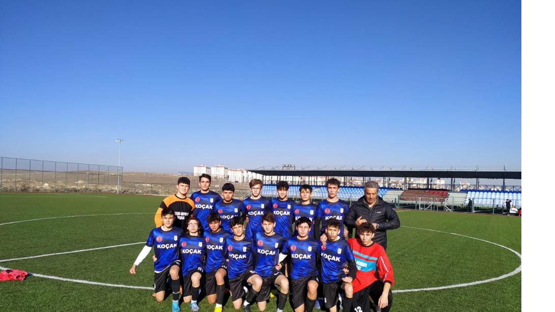 Nurullah Koyuncuoğlu Anadolu Lisesi Okul Sporları Futbol Müsabakalarında Kütahya İl Birincisi oldu.